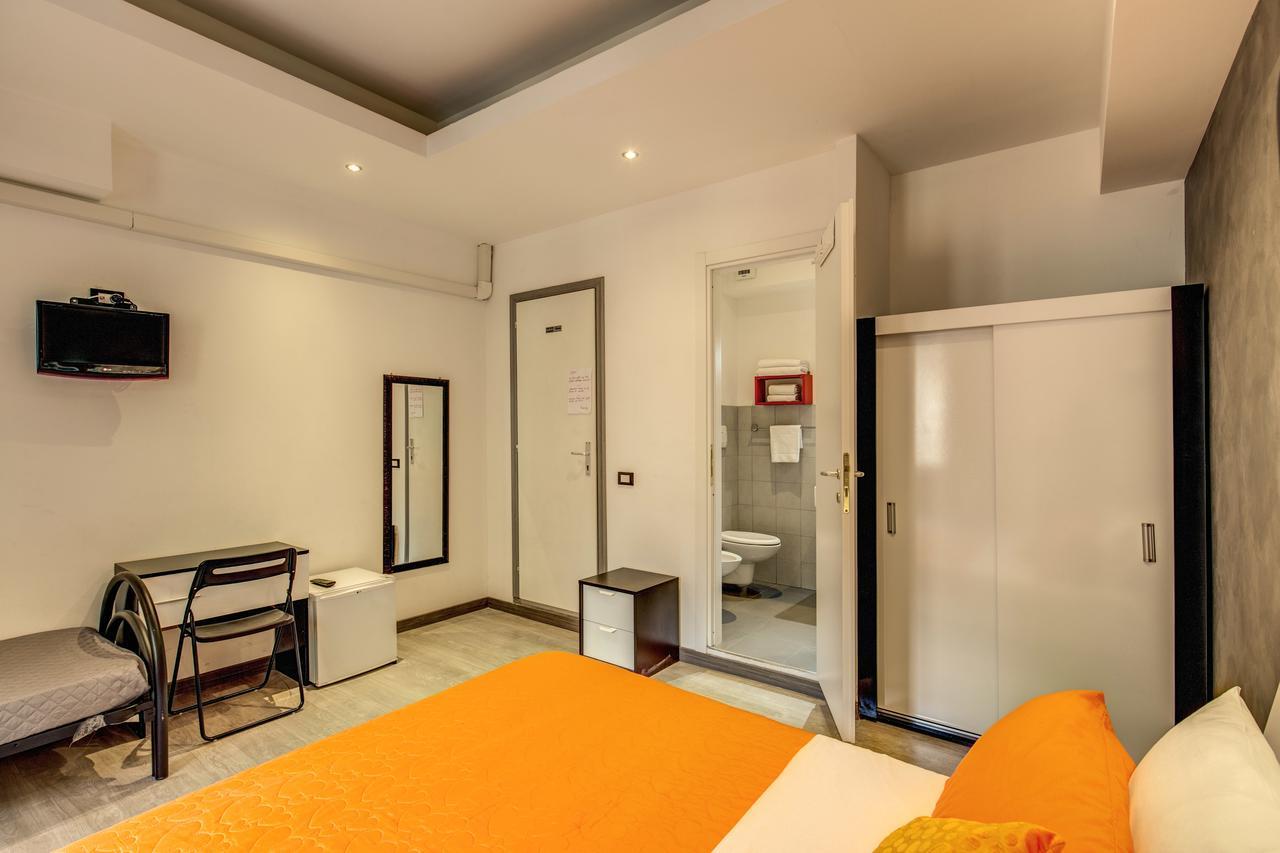 Enzo Luxury Rooms Rome Exterior photo