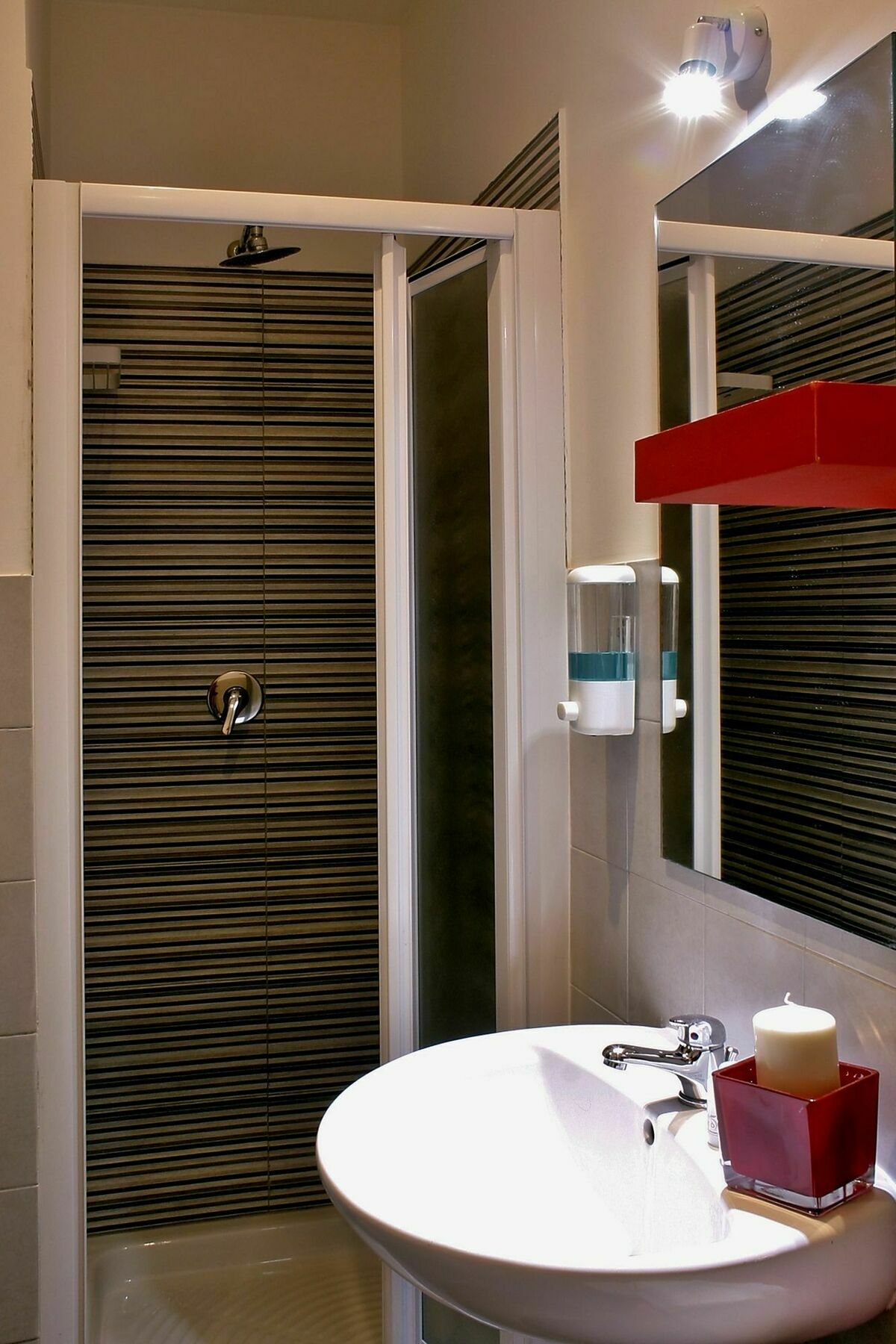 Enzo Luxury Rooms Rome Exterior photo